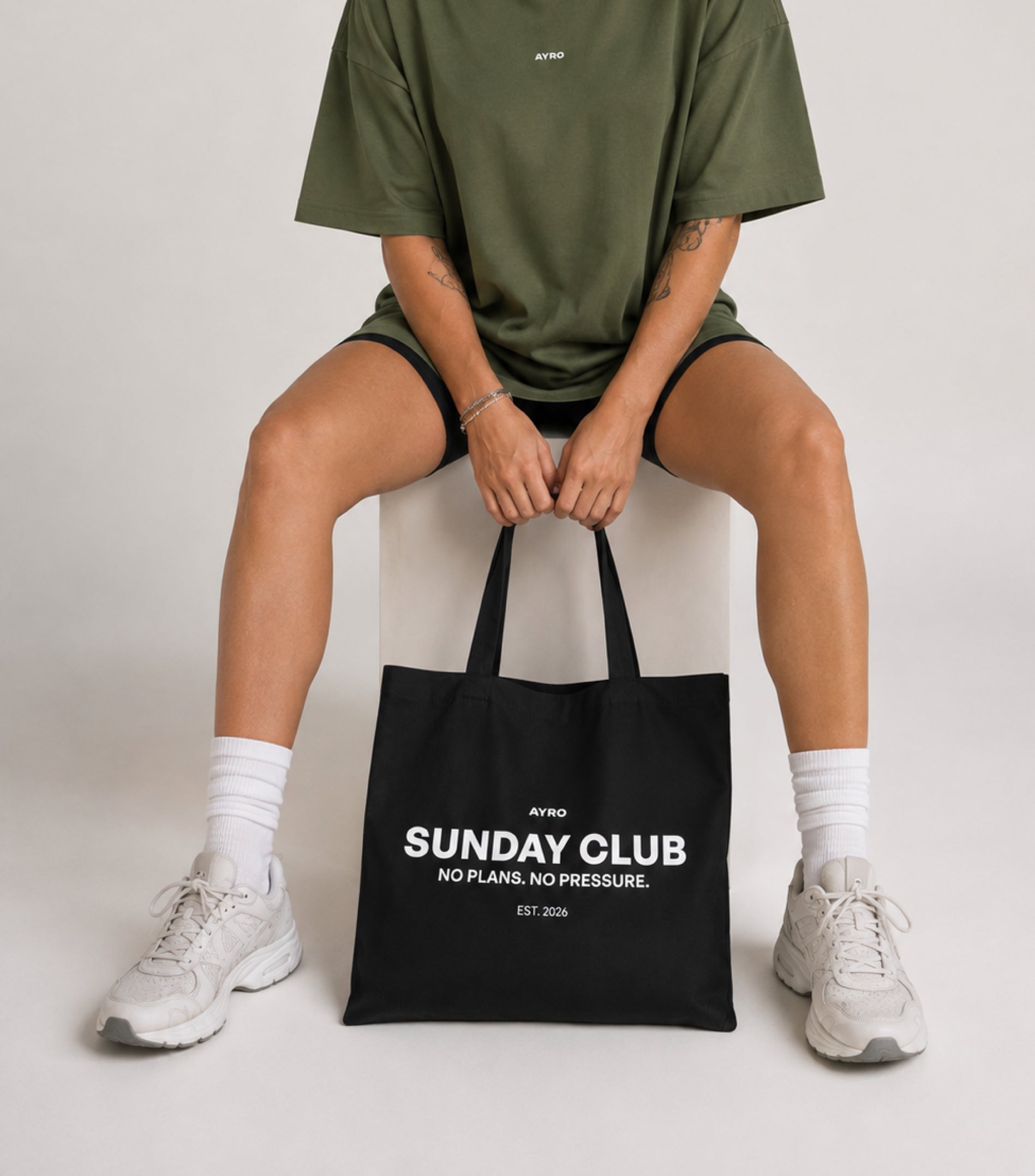 Sunday Club Tote Bag Black